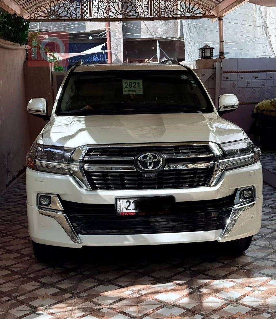 تويوتا لاندكروزر